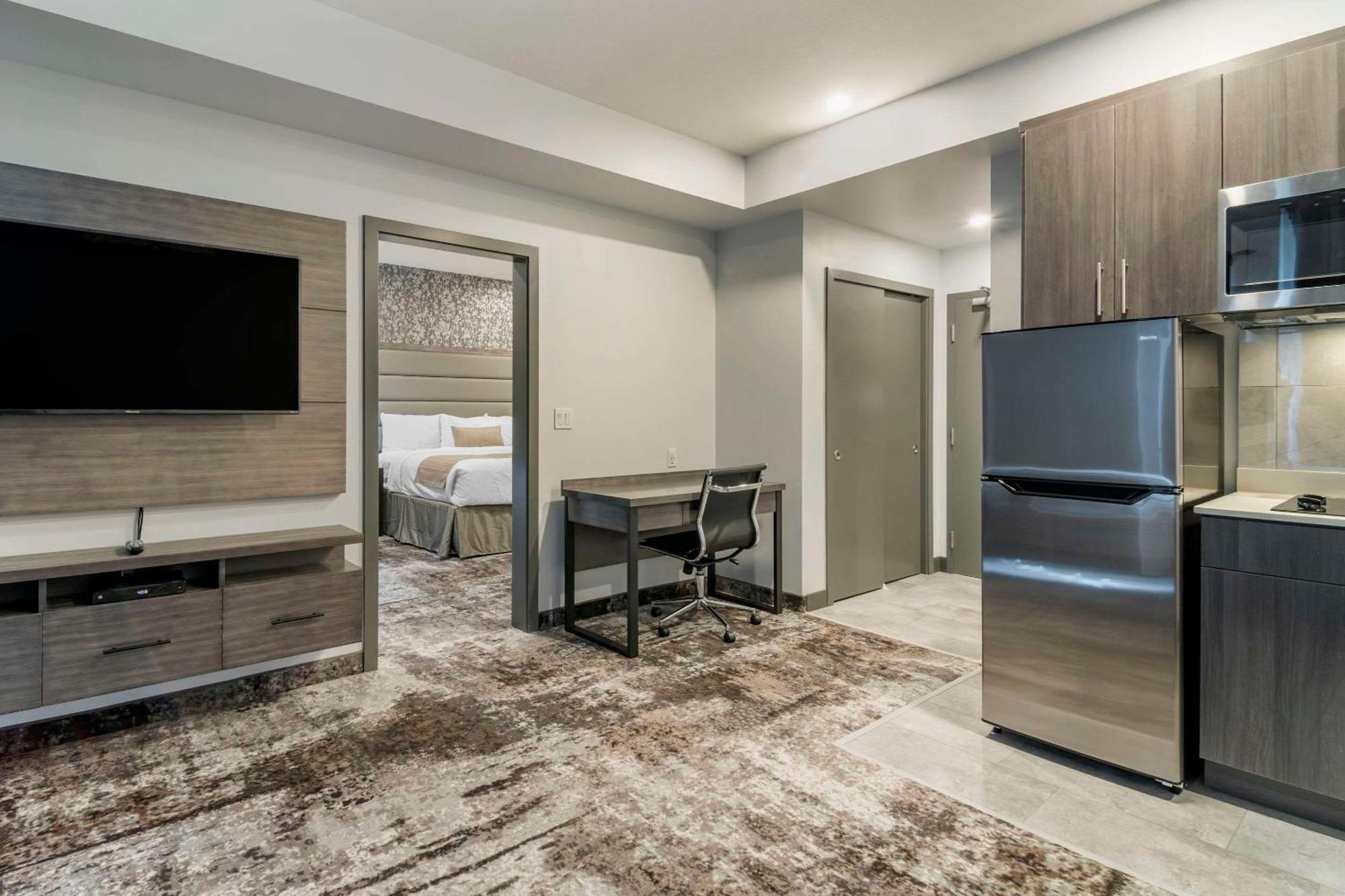 The Hue Hotel, Ascend Hotel Collection Kamloops Exterior foto